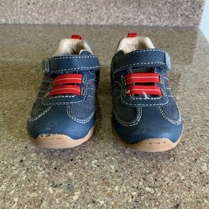 Stride rite toddler shoes